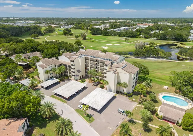 3rd image of 700 Starkey Rd #323, Largo, FL 33771 | MLS# TB8537590