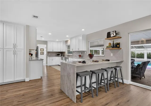 Photo 2 of Single family home for sale at 165 Lake Destiny Trl, ALTAMONTE SPRINGS, FL 32714 | MLS# O6432399 | Listing updated on 2026-10-08