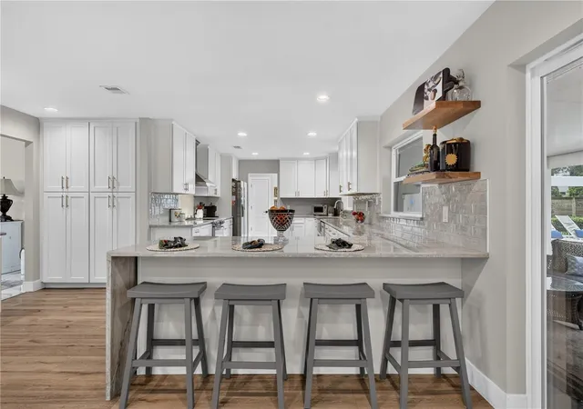 Photo 3 of Single family home for sale at 165 Lake Destiny Trl, Altamonte Springs, FL 32714 | MLS# O6432399 | Listing updated on 2026-10-08