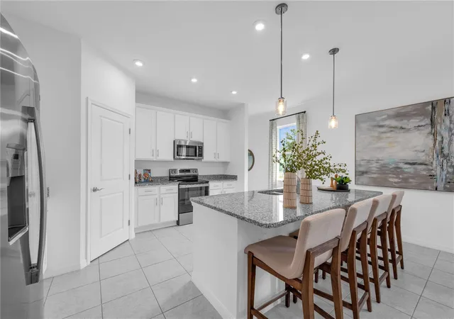 4th image of 637 Castleford Ave Ne, Palm Bay, FL 32905 | MLS# O6432407