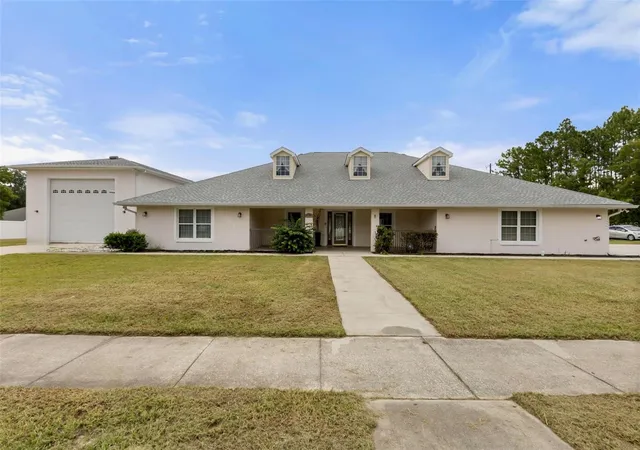 Photo 2 of Single family home for sale at 639 Marion Oaks Trl, Ocala, FL 34473 | MLS# G5116298 | Listing updated on 2026-08-11