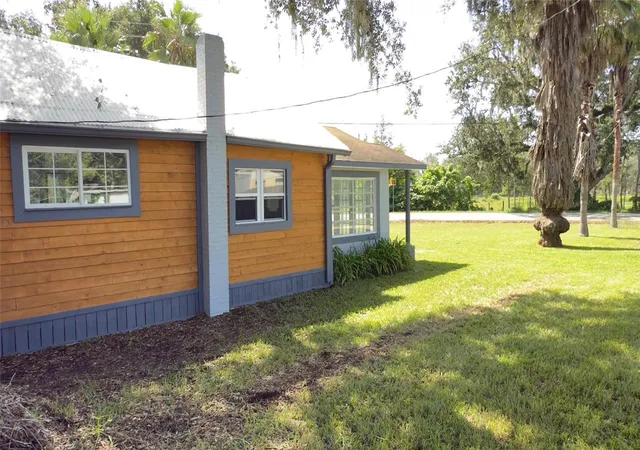 Photo 3 of Single family home for sale at 14740 Johns Rd, Dade City, FL 33525 | MLS# O6432438 | Listing updated on 2026-08-11