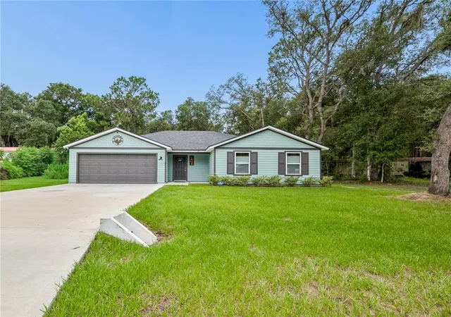 Photo 2 of Single family home for sale at 111 Breezeway Ave, Satsuma, FL 32189 | MLS# GC542633 | Listing updated on 2026-08-11
