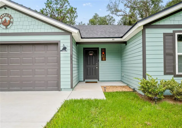 Photo 3 of Single family home for sale at 111 Breezeway Ave, Satsuma, FL 32189 | MLS# GC542633 | Listing updated on 2026-08-11