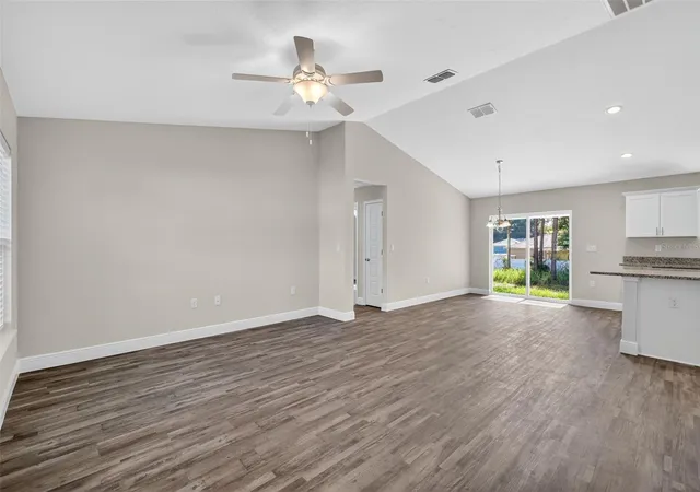 Photo 2 of Single family home for sale at 10 Juniper Loop Run, Ocala, FL 34480 | MLS# OM730107 | Listing updated on 2026-08-11