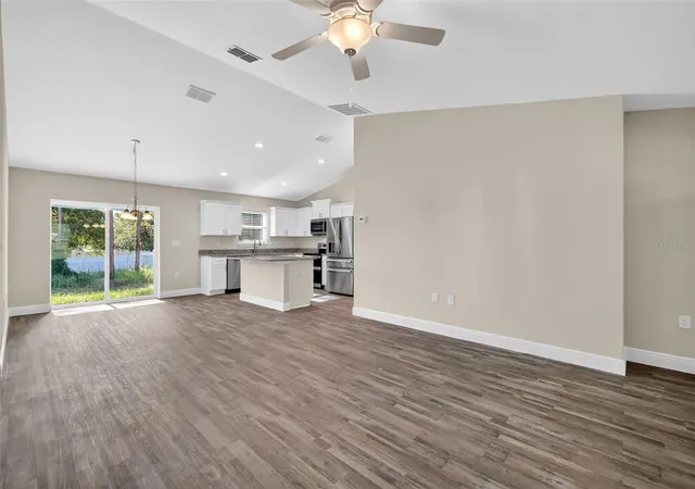 Photo 3 of Single family home for sale at 10 Juniper Loop Run, Ocala, FL 34480 | MLS# OM730107 | Listing updated on 2026-08-11