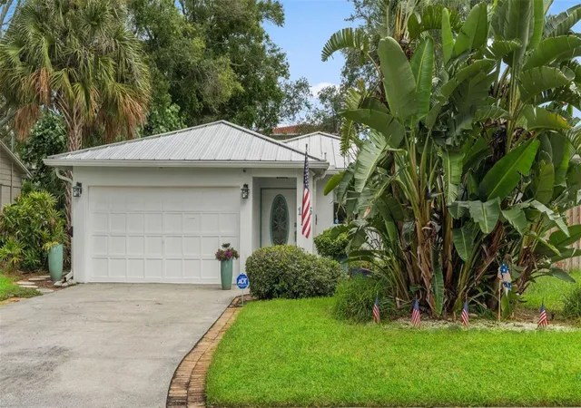 Photo 2 of Single family home for sale at 105 Adalia Ave, Tampa, FL 33606 | MLS# TB8537639 | Listing updated on 2026-09-28