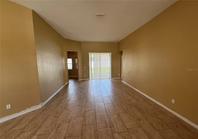 Photo 3 of Sale Pending at 7101 White Trillium Cir, Orlando, FL 32818 | MLS# O6432460 | Listing updated on 2026-08-21