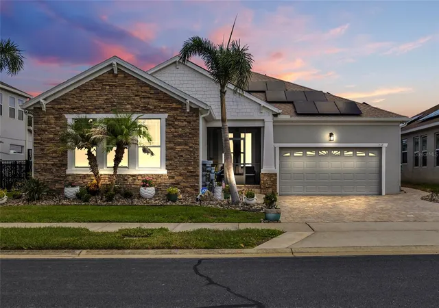 3rd image of 237 Blue Cypress Dr, Groveland, FL 34736 | MLS# G5116300