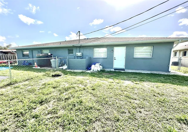 25th image of 121 Granada Blvd, North Port, FL 34287 | MLS# TB8537650