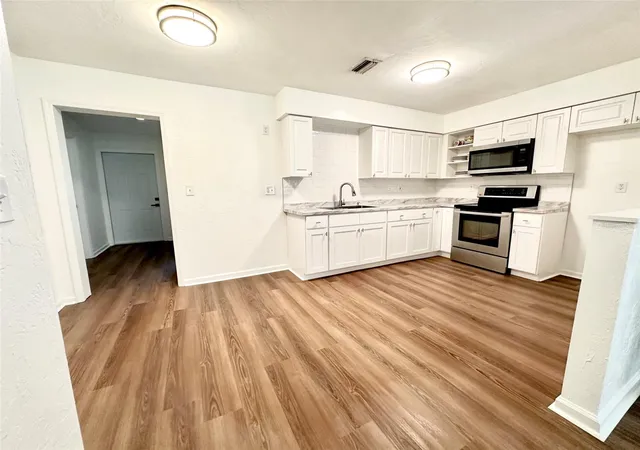3rd image of 121 Granada Blvd, North Port, FL 34287 | MLS# TB8537650