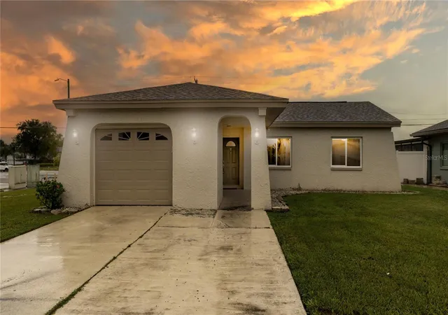 Photo 1 of Single family home for sale at 4802 Ridge Point Dr, Tampa, FL 33624 | MLS# TB8537651 | Listing updated on 2026-10-05