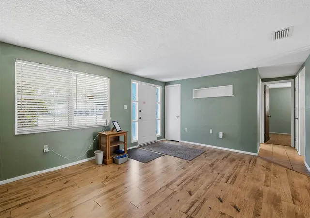Photo 4 of Single family home for sale at 6155 Illinois Ave, New Port Richey, FL 34653 | MLS# W7888453 | Listing updated on 2026-10-14