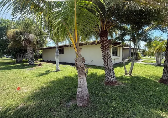 Photo 4 of Single family home for sale at 2516 Baltic Ave, Port Charlotte, FL 33952 | MLS# C7529456 | Listing updated on 2026-10-14