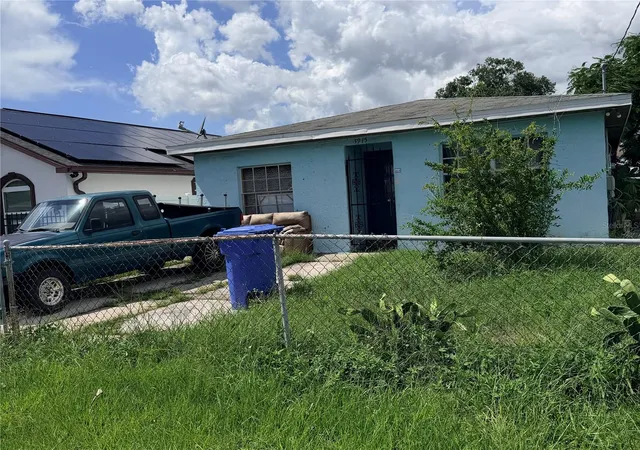 Photo 2 of Single family home for sale at 3915 W Broad St, Tampa, FL 33614 | MLS# TB8537662 | Listing updated on 2026-09-02