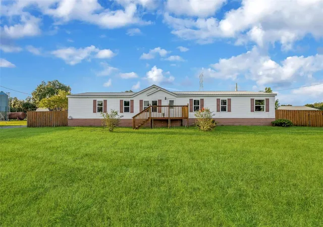 Photo 1 of Manufactured home for sale at 3858 E Knights Griffin Rd, Plant City, FL 33565 | MLS# TB8537670 | Listing updated on 2026-09-06