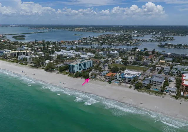 3rd image of 2308 Beach Trl, Indian Rocks Beach, FL 33785 | MLS# TB8537673
