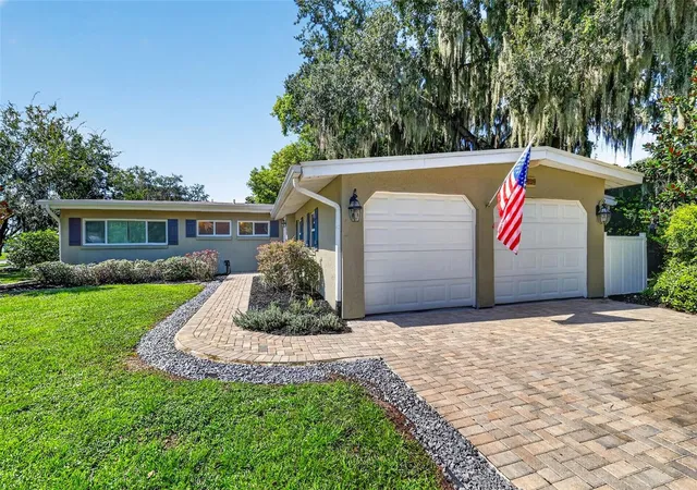 Photo 2 of Single family home for sale at 2434 Trace Ave, Belle Isle, FL 32809 | MLS# G5116307 | Listing updated on 2026-09-14