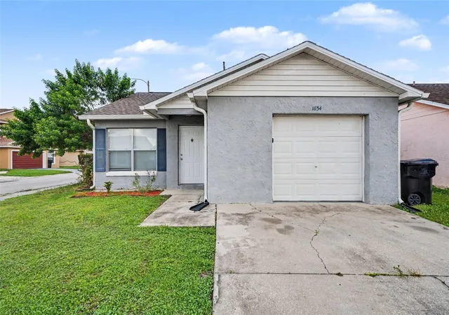 Photo 1 of Single family home for sale at 1034 Clovercrest Rd, Orlando, FL 32811 | MLS# O6432516 | Listing updated on 2026-08-12