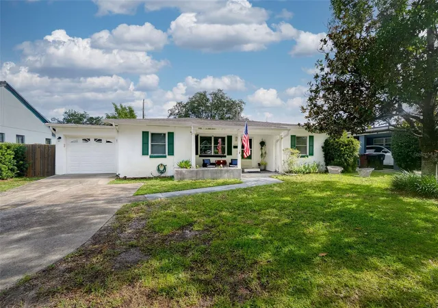 Photo 1 of Single family home for sale at 3611 Bobolink Ln, Orlando, FL 32803 | MLS# O6432529 | Listing updated on 2026-10-06