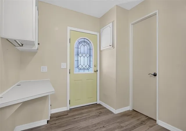4th image of 501 La Playa Cir, North Port, FL 34287 | MLS# C7529458