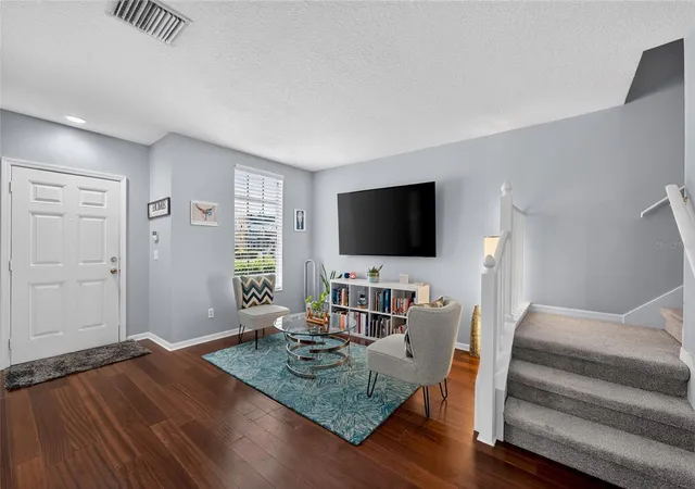 3rd image of 30211 Swinford Ln, Wesley Chapel, FL 33543 | MLS# TB8537720