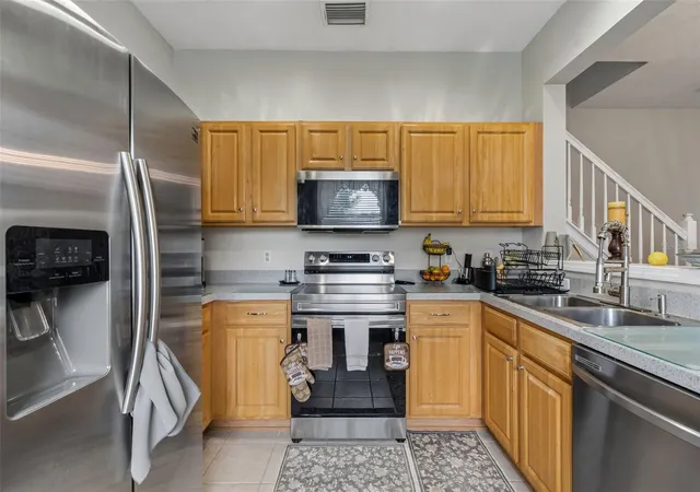 Photo 4 of Townhouse for sale at 26615 Chimney Spire Ln, Wesley Chapel, FL 33544 | MLS# TB8537732 | Listing updated on 2026-09-17