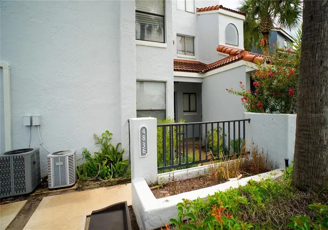 Photo 3 of Townhouse for sale at 4836 Marks Ter #394, Orlando, FL 32811 | MLS# O6432536 | Listing updated on 2026-08-31