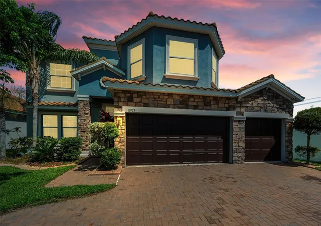 Single family home for sale at 11923 Cinnamon Fern Dr, RIVERVIEW, FL 33579 | MLS# W7888461