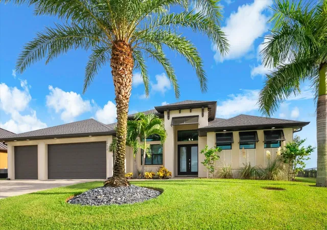 Photo 2 of Single family home for sale at 10572 Rainsville St, Port Charlotte, FL 33981 | MLS# D6148365 | Listing updated on 2026-08-28