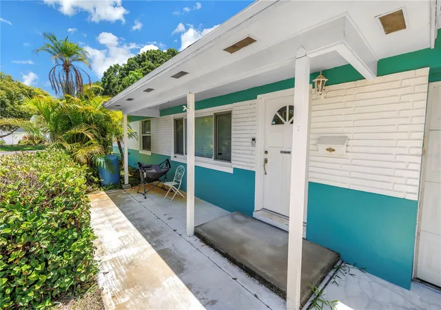 Photo 3 of Single family home for sale at 6195 28th Avenue N, Saint Petersburg, FL 33710 | MLS# TB8537761 | Listing updated on 2026-09-02