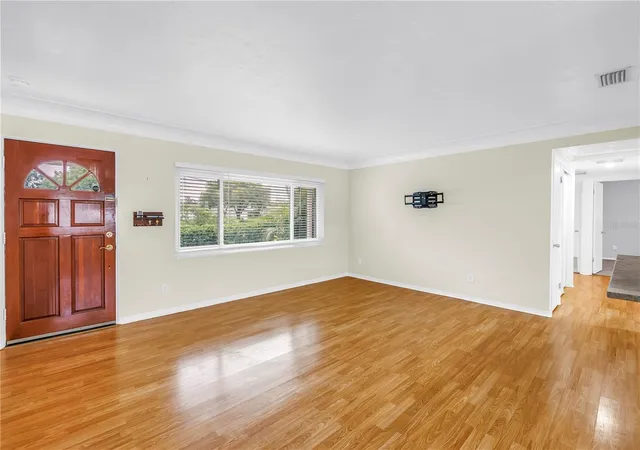 Photo 4 of Single family home for sale at 6195 28th Avenue N, Saint Petersburg, FL 33710 | MLS# TB8537761 | Listing updated on 2026-09-02