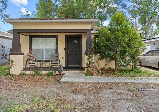 Photo 1 of Single family home for sale at 1806 E Curtis St, Tampa, FL 33610 | MLS# TB8537786 | Listing updated on 2026-08-31