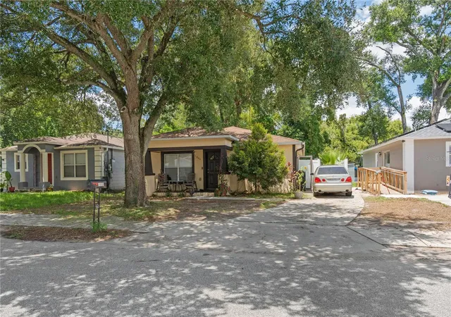 Photo 2 of Single family home for sale at 1806 E Curtis St, Tampa, FL 33610 | MLS# TB8537786 | Listing updated on 2026-08-31