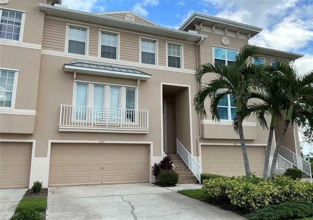 2nd image of 7059 Islamorada Cir, Seminole, FL 33777 | MLS# TB8537787