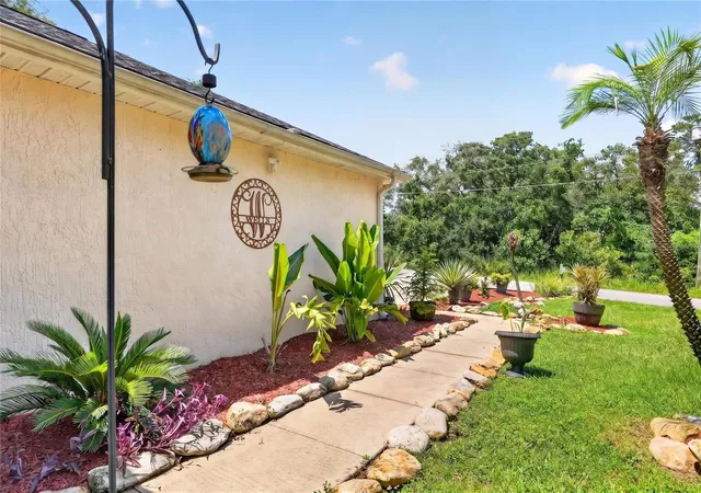 2nd image of 6 Oak Circle Crse, Ocala, FL 34472 | MLS# OM730149
