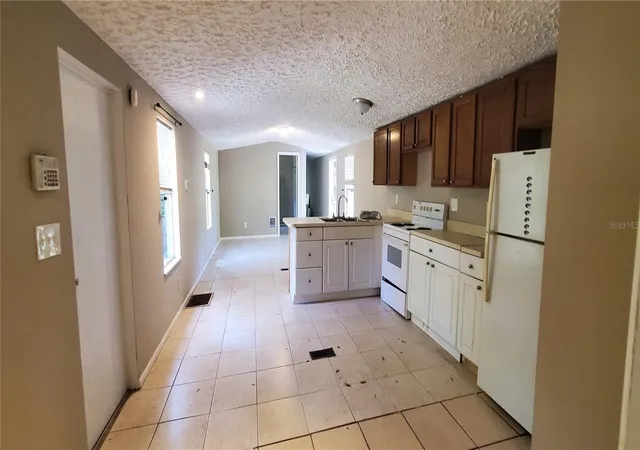 4th image of 13016 Barney Dr, Hudson, FL 34669 | MLS# TB8537822