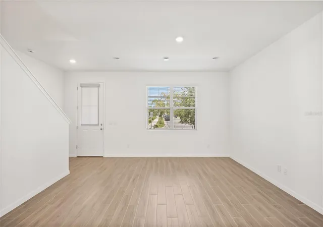 4th image of 17723 Japonica Bloom Dr, Winter Garden, FL 34787 | MLS# O6432610