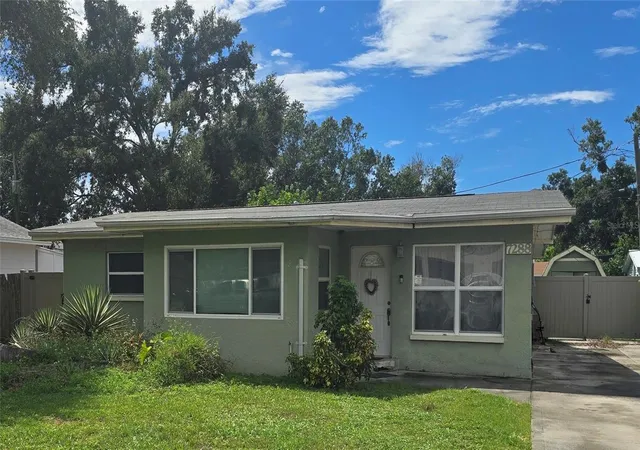 Photo 2 of Single family home for sale at 7288 78th Street N, Pinellas Park, FL 33781 | MLS# TB8537825 | Listing updated on 2026-10-06