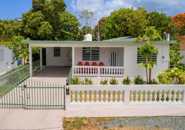 Photo 2 of Single family home for sale at 118 Calle Acacia, Vieques, PR 00765 | MLS# PR9123338 | Listing updated on 2026-08-12