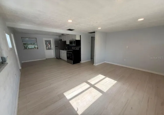 Photo 3 of Single family home for sale at 1220 12th Avenue W, Palmetto, FL 34221 | MLS# A4702674 | Listing updated on 2026-09-30