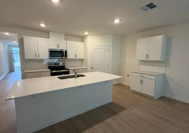 Photo 2 of Single family home for sale at 4907 Marshelder St, Apopka, FL 32712 | MLS# O6432613 | Listing updated on 2026-10-08