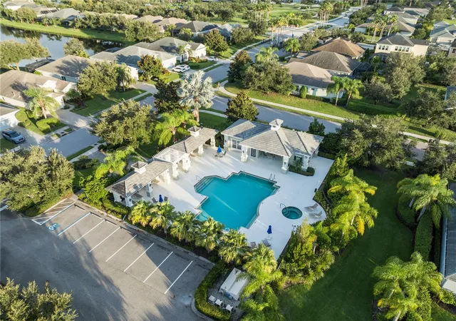 Photo 2 of Single family home for sale at 4623 Claremont Park Dr, Bradenton, FL 34211 | MLS# A4702675 | Listing updated on 2026-09-14