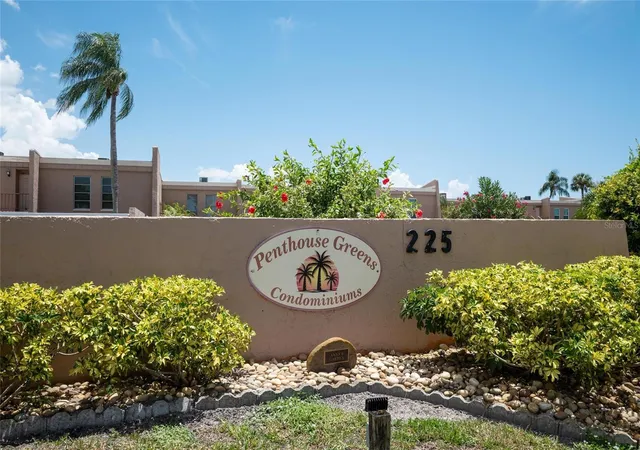 2nd image of 225 Country Club Dr #E343, Largo, FL 33771 | MLS# TB8537833