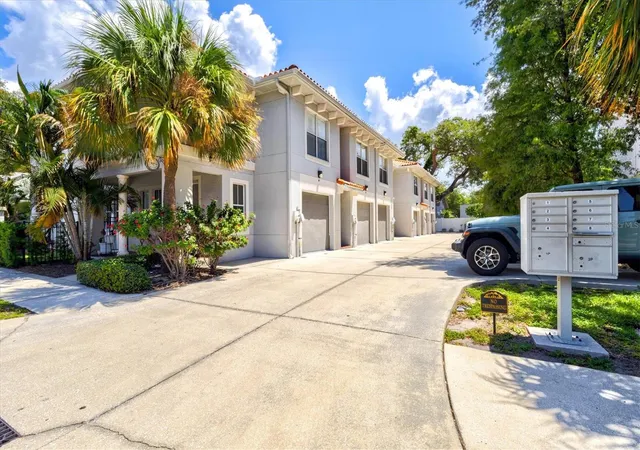 1st image of 212 S Dakota Ave #E, Tampa, FL 33606 | MLS# N6145327