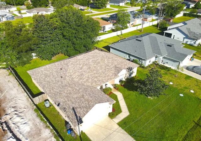 5th image of 16 Zorlou Ct, Palm Coast, FL 32164 | MLS# FC320597