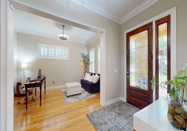 3rd image of 116 S Hesperides St, Tampa, FL 33609 | MLS# TB8537834