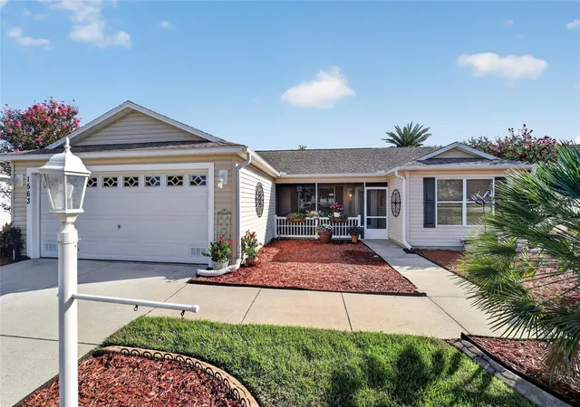 4th image of 1563 Hollyberry Pl, Lady Lake, FL 32162 | MLS# O6432624