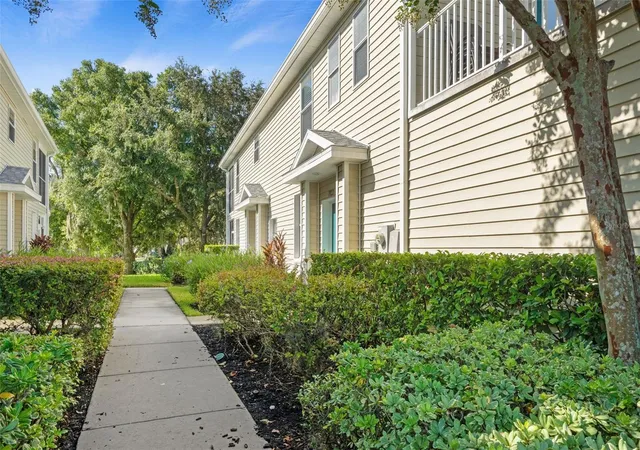 3rd image of 1920 Hammocks Ave, LUTZ, FL 33549
