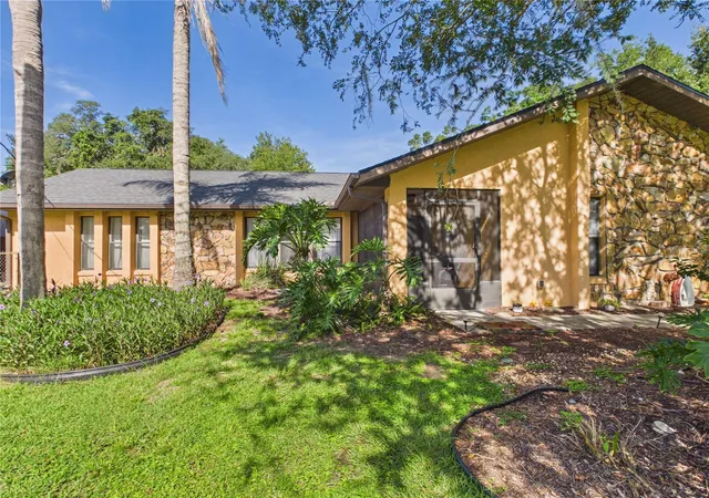 Photo 1 of Sale Pending at 14700 Se 94th Avenue, Summerfield, FL 34491 | MLS# G5116326 | Listing updated on 2026-08-15
